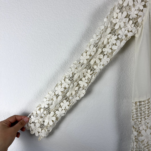 L'atiste Clover Club Crochet Lace Top Womens Small Cream Blouse Long Sleeve Boho - Picture 4 of 13